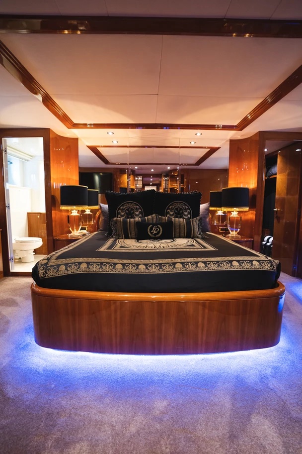 boat preview image