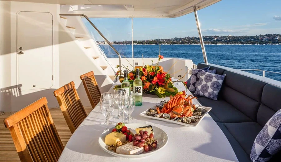 Kids enjoying Christmas Day boat hire on Sydney Harbour